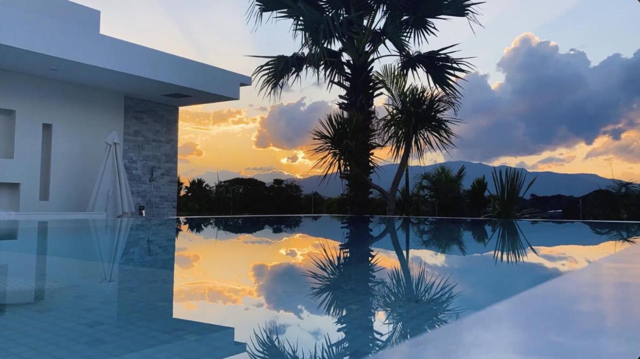 Palm Villa - Award Winning Modern Luxury & Exclusive Villa Resort Chiang Mai Exterior foto